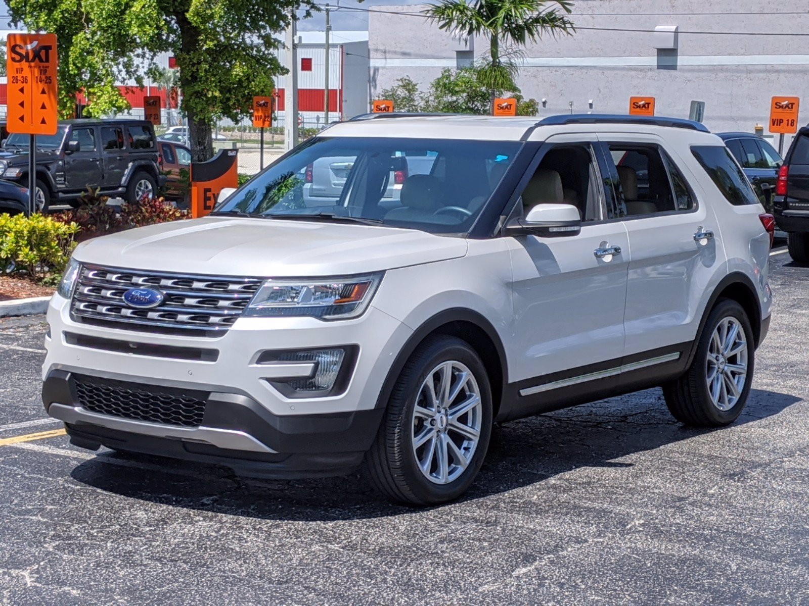 PreOwned 2016 Ford Explorer Limited FWD Sport Utility